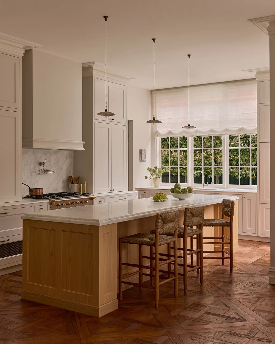 HW1591 Ancient Versailles featured in a restored Victorian residence in Camberwell, VIC.